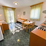 In 42067 Jadranovo