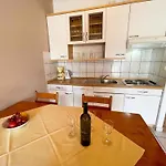 In 42067 Appartement Jadranovo