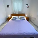 Appartement In 42067 Jadranovo