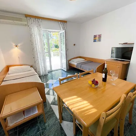 Apartment In 42067