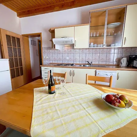 Apartment In 42067