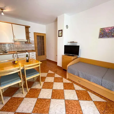 In 42067 Apartment