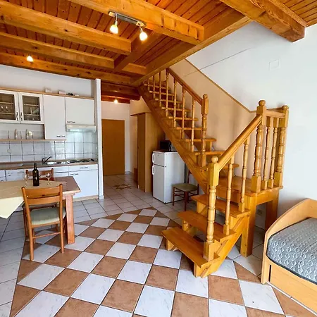 In 42067 Apartment Jadranovo
