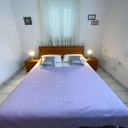 Apartment In 42067 Jadranovo