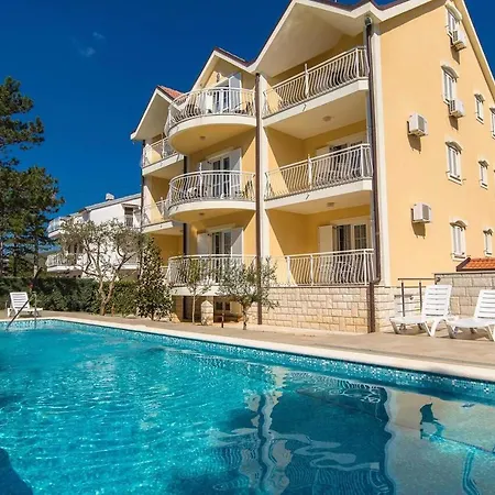 In 42067 Apartament *