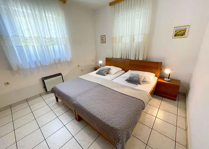 In 42067 Apartament *