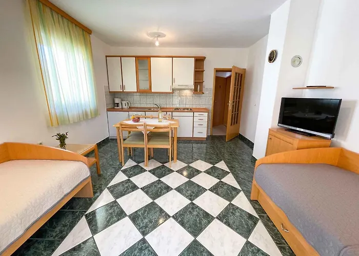 In 42067 Apartament *