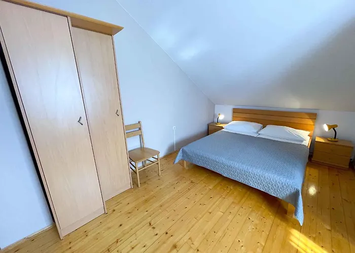 Apartament In 42067