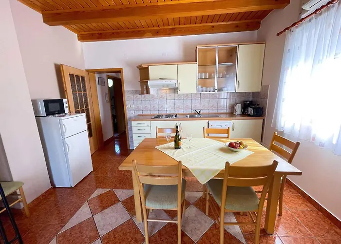 Apartament In 42067 Jadranovo