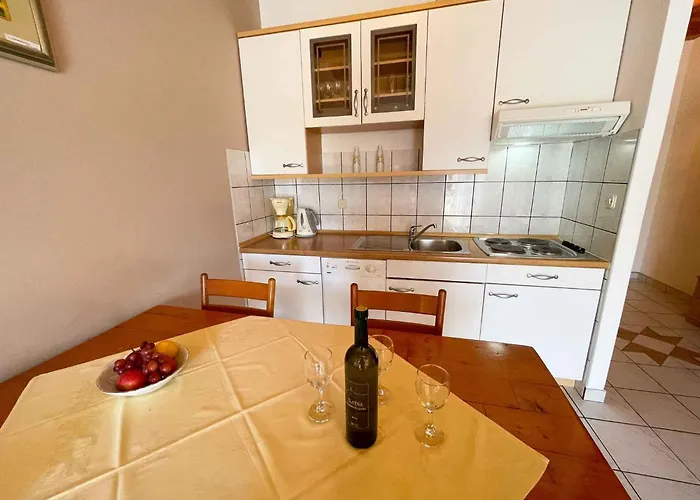 In 42067 Apartament Jadranovo